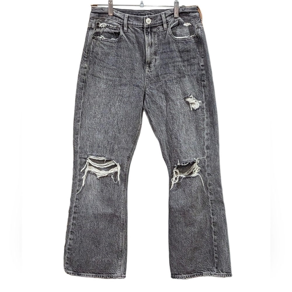 Like new American Eagle 90s Flare Jeans - Size 0 regular